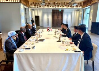 وزير التربية والتعليم يلتقي أعضاء البرلمان الياباني لبحث تعزيز الشراكات في مجالات التعليم المختلفة