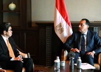 رئيس الوزراء يلتقى محافظ بنك اليابان للتعاون الدولي