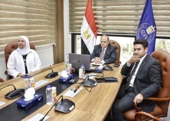 رئيس هيئة الدواء يبحث مع نظيره الأوزبكي سبل تعزيز التعاون الدوائي