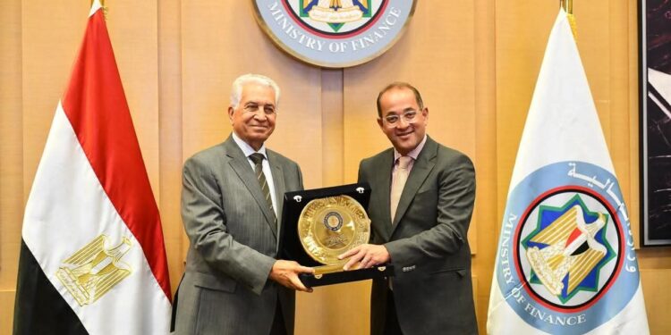 بروتوكول تعاون بين «المالية» والأكاديمية العربية للعلوم الإدارية والمالية والمصرفية للاستثمار في رأس المال البشري