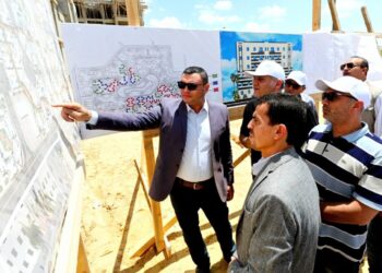 وزير الإسكان يتفقد وحدات المبادرة الرئاسية «سكن لكل المصريين» والطرق بمدينة برج العرب الجديدة