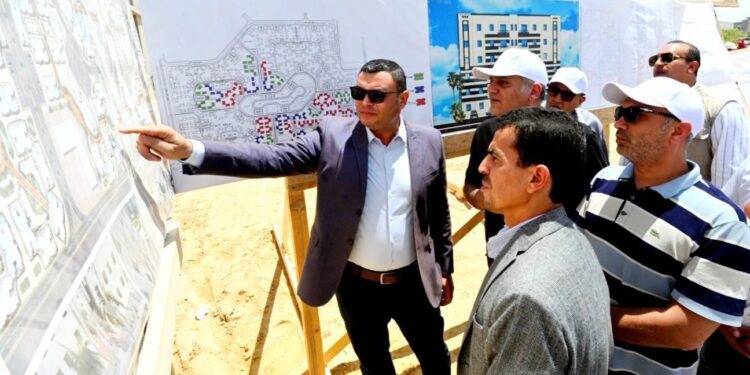 وزير الإسكان يتفقد وحدات المبادرة الرئاسية «سكن لكل المصريين» والطرق بمدينة برج العرب الجديدة
