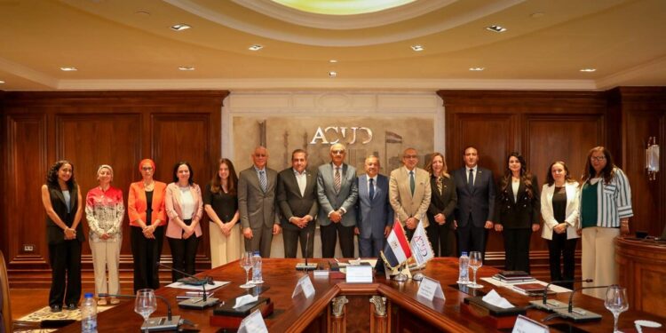 للعام الثالث على التوالي .. «شركة العاصمة الإدارية» بالتعاون مع الجامعات الدولية بالعاصمة يقدمون 100 منحة دراسية لمتفوقي الثانوية العامة من محافظات الصعيد والمحافظات الحدودية