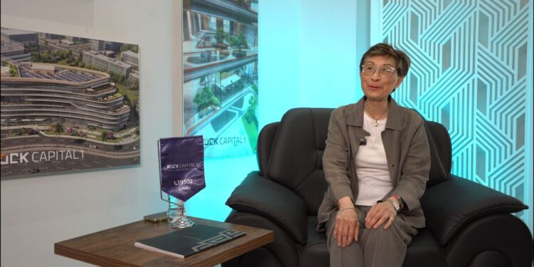 شركة «Rock Developments» تستقبل المعمارية الكندية هازل وونج بمشروع «روك كابيتال 1» بالعاصمة الإدارية استعدادًا لتسليمه