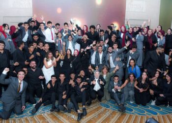 في إطار استراتيجيتها لدعم الشباب .. «هايد بارك للتطوير العقاري» ترعي مسابقة «إيناكتس» وتتوج فريق جامعة مصر للعلوم والتكنولوجيا لتمثيل مصر عالميًا