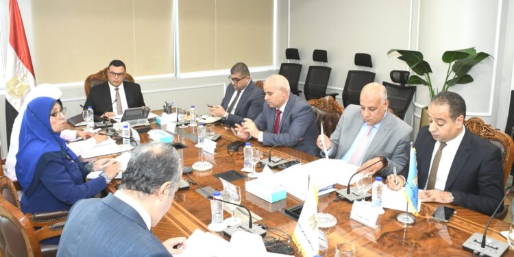 وزير الإسكان: أول أكتوبر المقبل.. بدء تلقي طلبات المستأجرين المنطبق عليهم قواعد وشروط قانون إعادة تنظيم العلاقة بين المالك والمستأجر