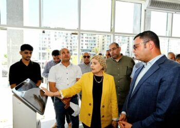 وزير الإسكان يشهد بدء التشغيل التجريبي لمركز خدمات هيئة المجتمعات العمرانية الجديدة بمدينة العلمين الجديدة