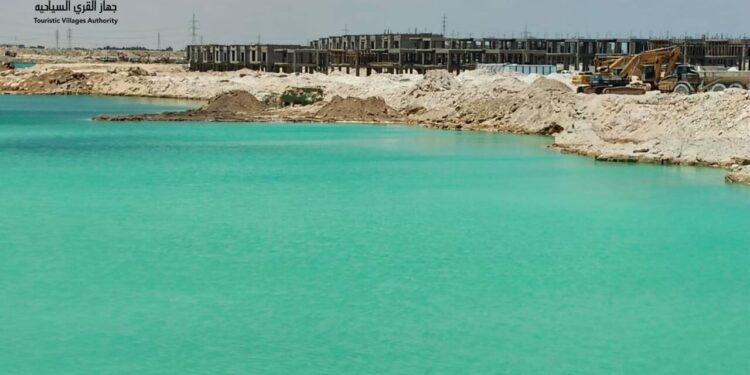 تنفيذاً لتكليفات وزير الإسكان .. مسئولو «الإسكان» يتفقدون المشروعات الجاري تنفيذها بالقرى السياحية