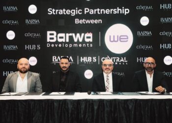 «بروة للتنمية» توقع اتفاقية شراكة استراتيجية مع المصرية للاتصالات we لتوفير حلول تكنولوجية ذكية بجميع مشروعاتها