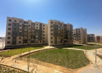وزير الإسكان يتابع موقف تنفيذ 105آلاف وحدة سكنية بمدينة أكتوبر الجديدة