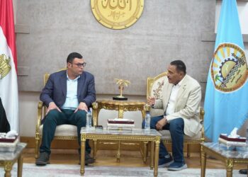 وزير الإسكان يصل محافظة مطروح لمتابعة موقف عدد من المشروعات بالمحافظة