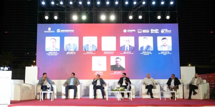 محمد منصور متحدثًا في ملتقى «بوابة استثمار البحر المتوسط MIG»