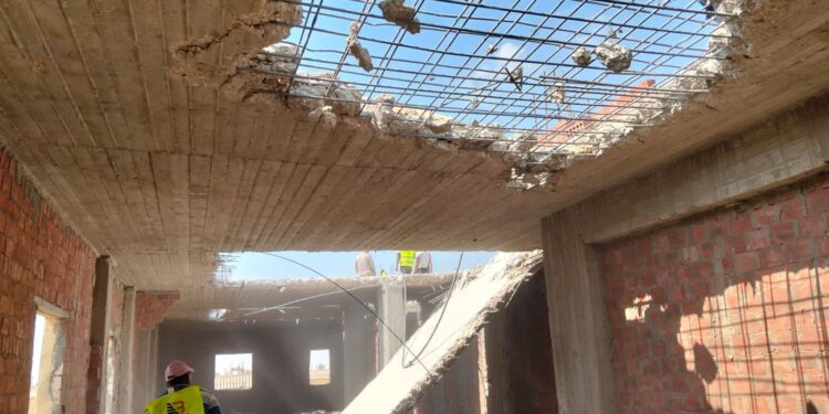 وزير الإسكان يُصدر قرارات إزالة لمخالفات بناء بمدينتي السادات وحدائق أكتوبر والساحل الشمالي