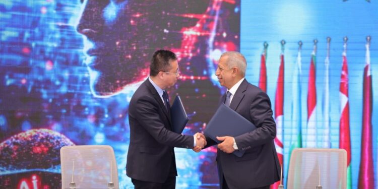 هواوي مصر توقع بروتوكول تعاون مع «العربية للعلوم والتكنولوجيا» لإنشاء مركز الدعم لأكاديمية هواوي المعلومات والاتصالات