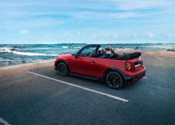 MINI تُطلق الطراز الجديد كليًّا Cooper Convertible في السوق المصرية لتكتمل عائلة العلامة البريطانية بهذا الطراز المكشوف الفريد مِن نوعه: