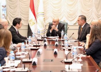 وزير التربية والتعليم يستعرض مع مسئولي شركة «سبريكس اليابانية» الخطوات التنفيذية لإطلاق منصة «كويرو» لتدريس مادة البرمجة والذكاء الاصطناعي لطلاب الصف الأول الثانوي