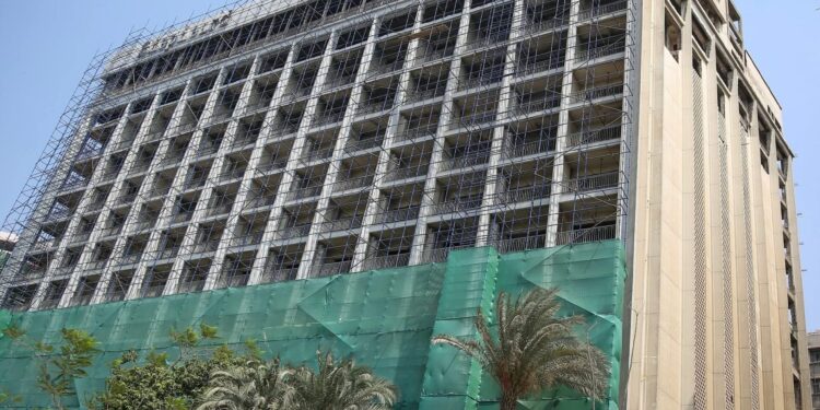 في زيارة ميدانية.. وزير قطاع الأعمال العام يتابع الموقف التنفيذي لتطوير فندق «شبرد» بوسط القاهرة.. ويشدد على سرعة الإنجاز وضغط الجدول الزمني للمشروع