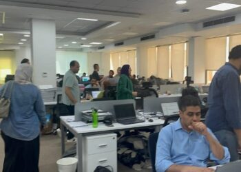 البدء في تنفيذ قانون العمل الجديد بكل حزم .. «وزير العمل» حملات تفتيش في جميع المحافظات أسفرت عن 139 محضر تراخيص عمل أجانب في يوم واحد 