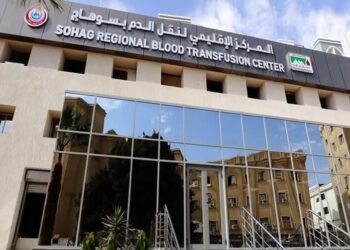 وزير الصحة يتلقى تقريرًا يفيد بتنفيذ مرور ميداني على 37 مشروعًا صحيًا جاريًا بـ13 محافظة