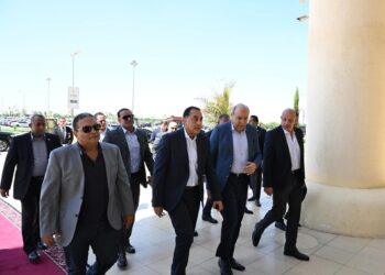 في إطار المتابعة الميدانية لاستعدادات احتفالية افتتاح المتحف المصري الكبير: رئيس الوزراء يستهل جولته بتفقد الأعمال الجارية لتطوير مطار سفنكس الدولي