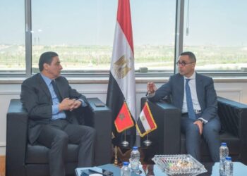 وزير الاستثمار يستقبل وزير التجارة الخارجية ب بالمغرب لبحث سبل تعزيز العلاقات الاقتصادية المشتركة بين البلدين