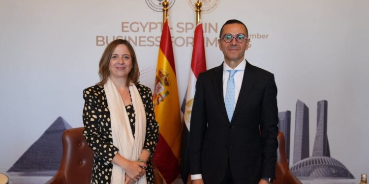 وزير الاستثمار يلتقي وزيرة التجارة الإسبانية لبحث تعزيز الشراكة الاقتصادية وتيسير حركة التجارة