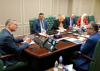 ضمن حصاد نتائج مؤتمر التعدين بأستراليا .. بحث ترتيبات زيارة وفد من شركات التعدين الأسترالية إلي مصر