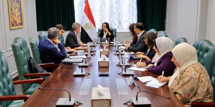 وزيرة التضامن الاجتماعي تلتقي سفير إيطاليا بالقاهرة لبحث سبل تعزيز التعاون المشترك