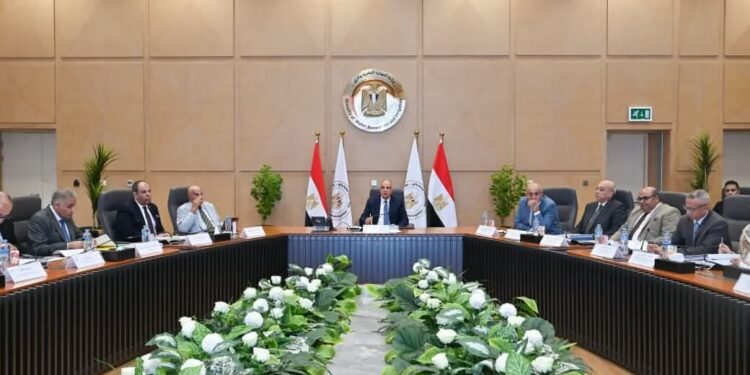 هاني سويلم: تحسن في أحوال «القابضة الري والصرف» خلال الفترة الماضية بسداد جزء من المديونيات وزيادة معدل الاستثمارات المالية