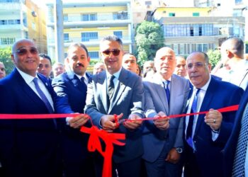 التموين و جهاز مستقبل مصر ومحافط القاهرة و تنمية المشروعات يفتتحون أول 3 فروع مطوّرة للمجمعات الاستهلاكية بالعلامة التجارية الموحدة «كاري أون»