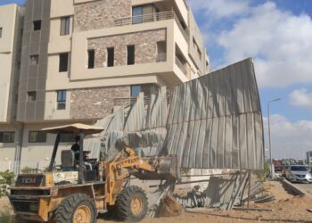 جهاز مدينة القاهرة الجديدة ينفذ حملات موسعة للتصدي للمخالفات وإزالة التعديات في التجمعات الثلاثة   