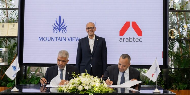 ماونتن ڤيو توقع شراكة استراتيجية مع أرابتك للمقاولات بقيمة 5 مليارات جنيه لتسريع الأعمال الإنشائية بمشروعاتها في شرق القاهرة يتصدرها مشروع ALIVA