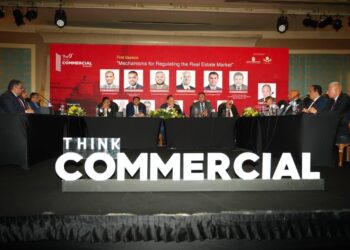 مطورون عقاريون وخبراء يقترحون آليات جديدة لإعادة تنظيم السوق العقارية ضمن فعاليات مؤتمر «ثنك كوميرشال»