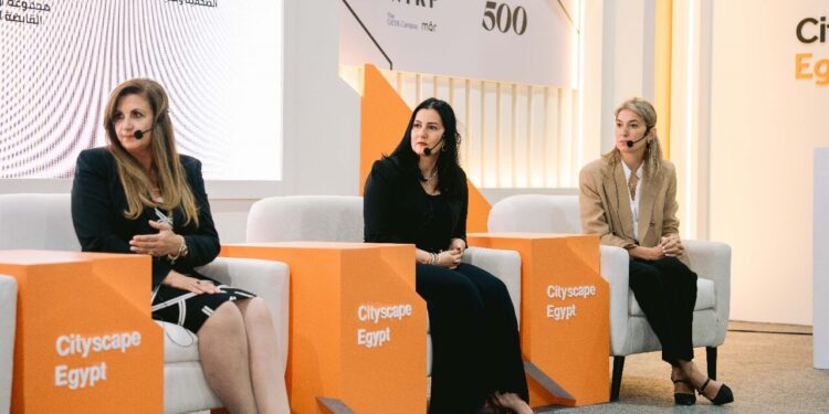 «سيتي سكيب 2025» جلسة حوارية تركز على تمكين المرأة ورسم خريطة استراتيجية لبناء الثروة وتعظيم العوائد