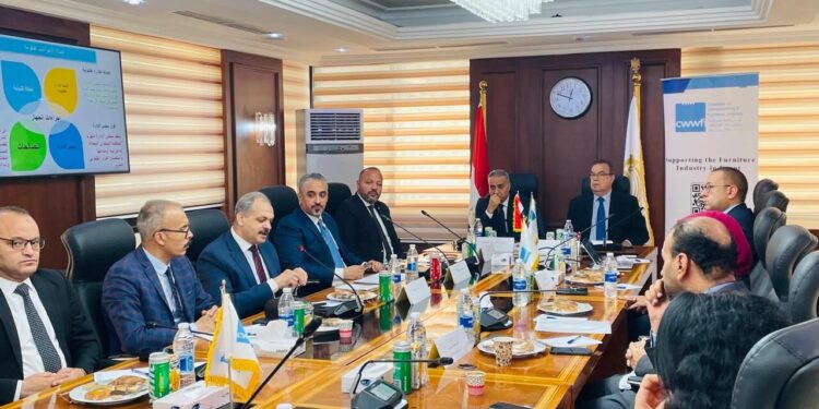 غرفة صناعة الأخشاب والأثاث تعقد ورشة عمل مشتركة مع جهاز حماية المستهلك لتعزيز الشراكة مع مجتمع الأعمال