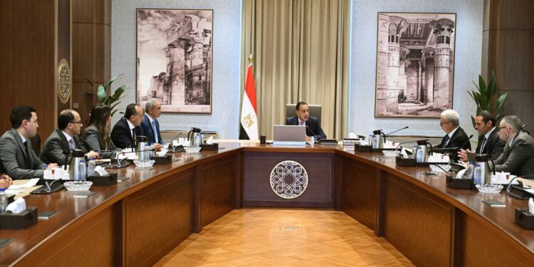 مدبولى: مؤشرات أداء الاقتصاد المصري تسير بصورة إيجابية..والمهم هو العمل دوما على أن يشعر المواطن بهذه النتائج الإيجابية