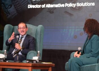 وزير المالية: الاقتصاد بدأ «يَشم نَفسه ويتحسن».. والقطاع الخاص يتحرك بقوة واستحوذ على 60% من الاستثمارات