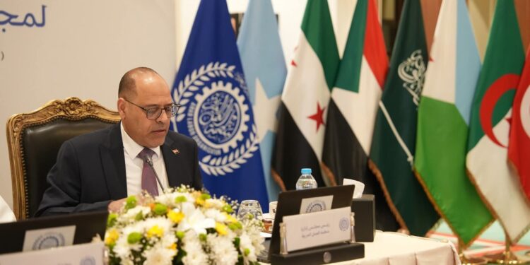 بالإجماع وللمرة الثانية على التوالي.. انتخاب مصر رئيساً لمجلس إدارة منظمة العمل العربية