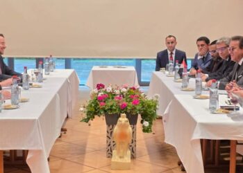 وزير الصحة يبحث مع رئيس التحالف الصحي الألماني سبل تعزيز التعاون الثنائي وفرص الاستثمار في القطاع الصحي