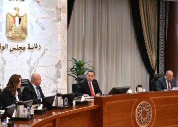 رئيس الوزراء يُتابع جهود تنفيذ الإجراءات الخاصة بخفض الانبعاثات والتحول الأخضر المُستدام