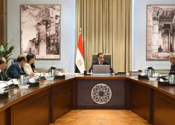 رئيس الوزراء يتابع آليات وضوابط فحص ومراقبة السلع والمنتجات