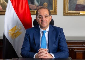 وزيرا المالية: تطوير منظومة التصدير على غرار مراكز الخدمات اللوجستية في مجال الاستيراد