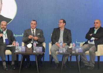 «كجوك» في حوار مفتوح مع قيادات وزارة المالية: مد جسور الثقة والشراكة مع القطاع الخاص والمواطنين.. بتغيير الواقع والتيسير على الجميع