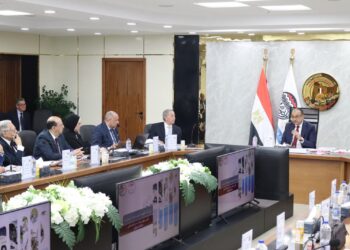 وزير قطاع الأعمال العام:61 مليار جنيه إيرادات القابضة للصناعات المعدنية بنمو 30%.. وصافي الربح يرتفع إلى 14.4 مليار جنيه.. والصادرات تتجاوز 36.5 مليار جنيه بزيادة 70%