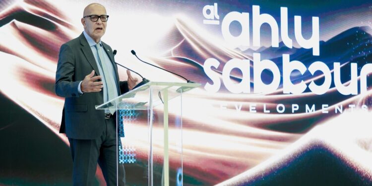 الأهلي صبور تطلق «البرج الأيقوني» كأول وأعلى برج في مدينة السلطان هيثم يضم فندقاً فاخراً وشققاً فندقية تحت العلامة التجارية Villa Coconut