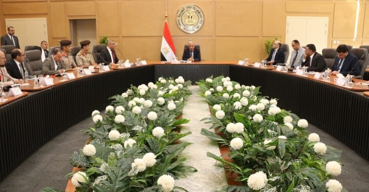 فى ضوء التوجيهات الرئاسية .. «لجنة الاستفادة من العناصر الأرضيّة النادرة والحرجة» تعقد أول اجتماعاتها برئاسة وزير الكهرباء لبحث التنسيق بين الجهات المعنية لتعظيم عوائدها