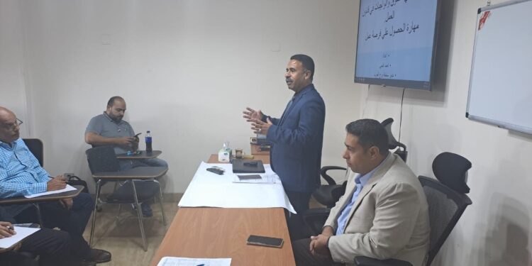 غرفة صناعات الطباعة والتغليف تنظم ورشة حول «قانون العمل الجديد»