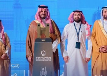 بعد فوزها بخدمة الحج السياحي المصري .. تكريم شركة الراجحي لدورها المتميز في البحث العلمي لتطوير خدمات الحج والعمرة