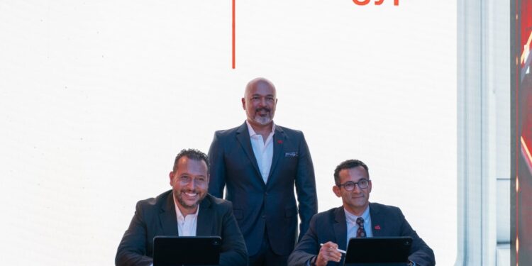 «إي آند مصر» وبوسطة توقعان شراكة استراتيجية لدمج التكنولوجيا المالية باللوجستيات في السوق المصري