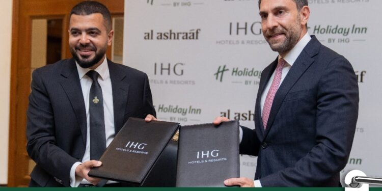 «الأشراف للتطوير العقاري» توقع اتفاقية تعاون مع مجموعة IHG العالميه لإدارة فندق «هوليداي إن» بالعبور
